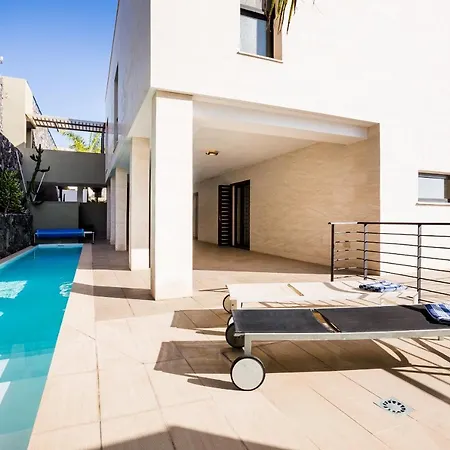 House Caldera Del Rey 아데제
