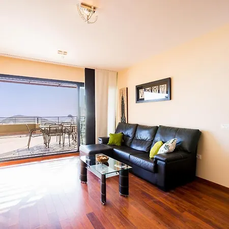 House Caldera Del Rey 아데제